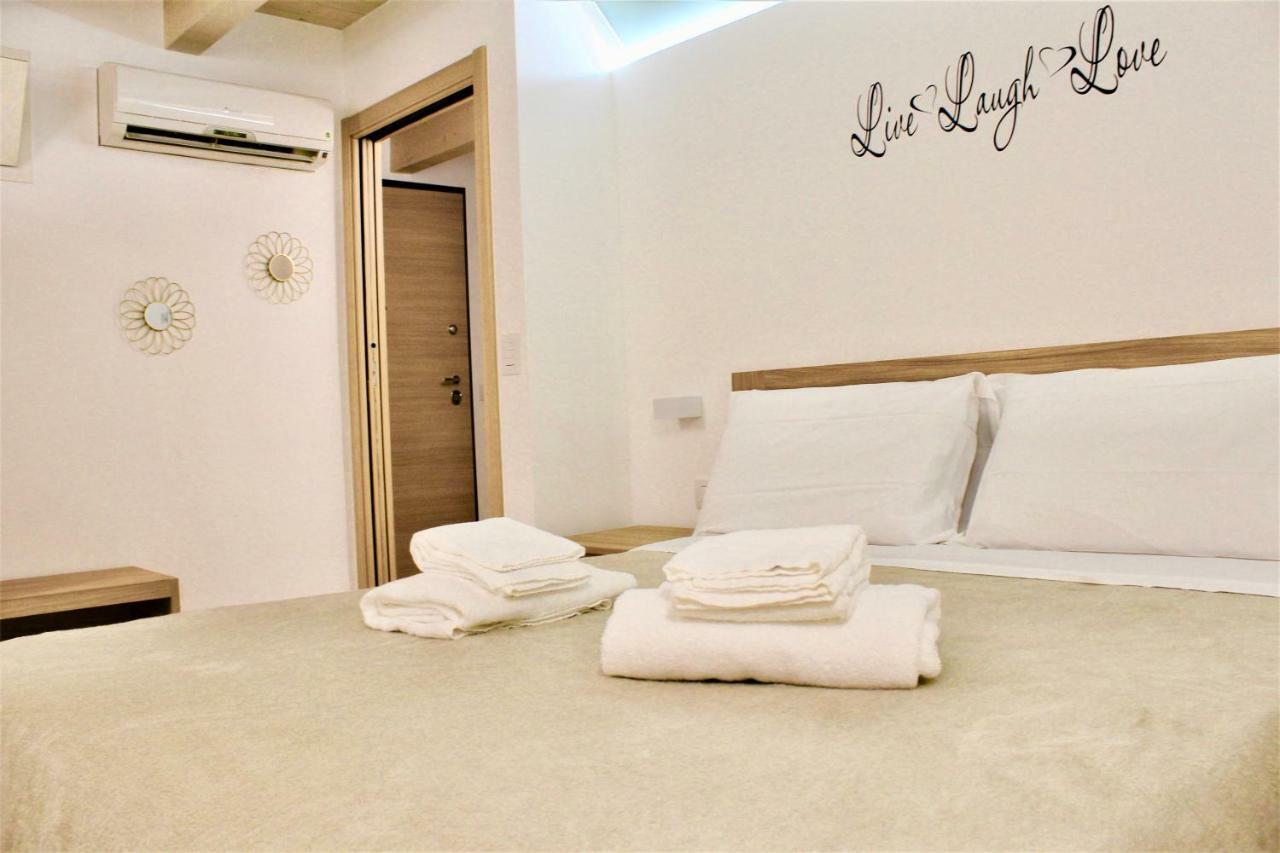 More Apartments Il Ferrarese 3 Bari Exterior photo